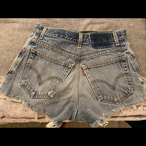 Authentic Levi Shorts - Picture 2 of 2